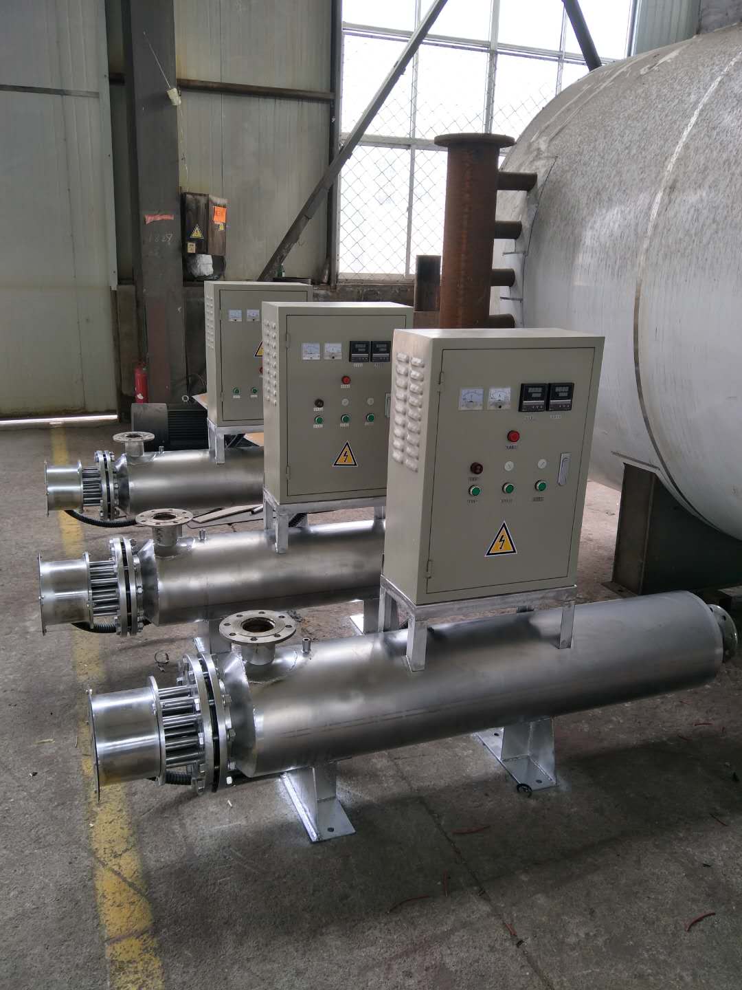 威海口罩熔噴布電加熱器、口罩布空氣加熱器、熔噴布專用空氣加熱器現(xiàn)貨供應(yīng)